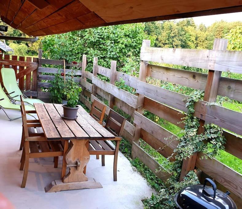 Les Vergers d'Epona Fremifontaine Exterior foto